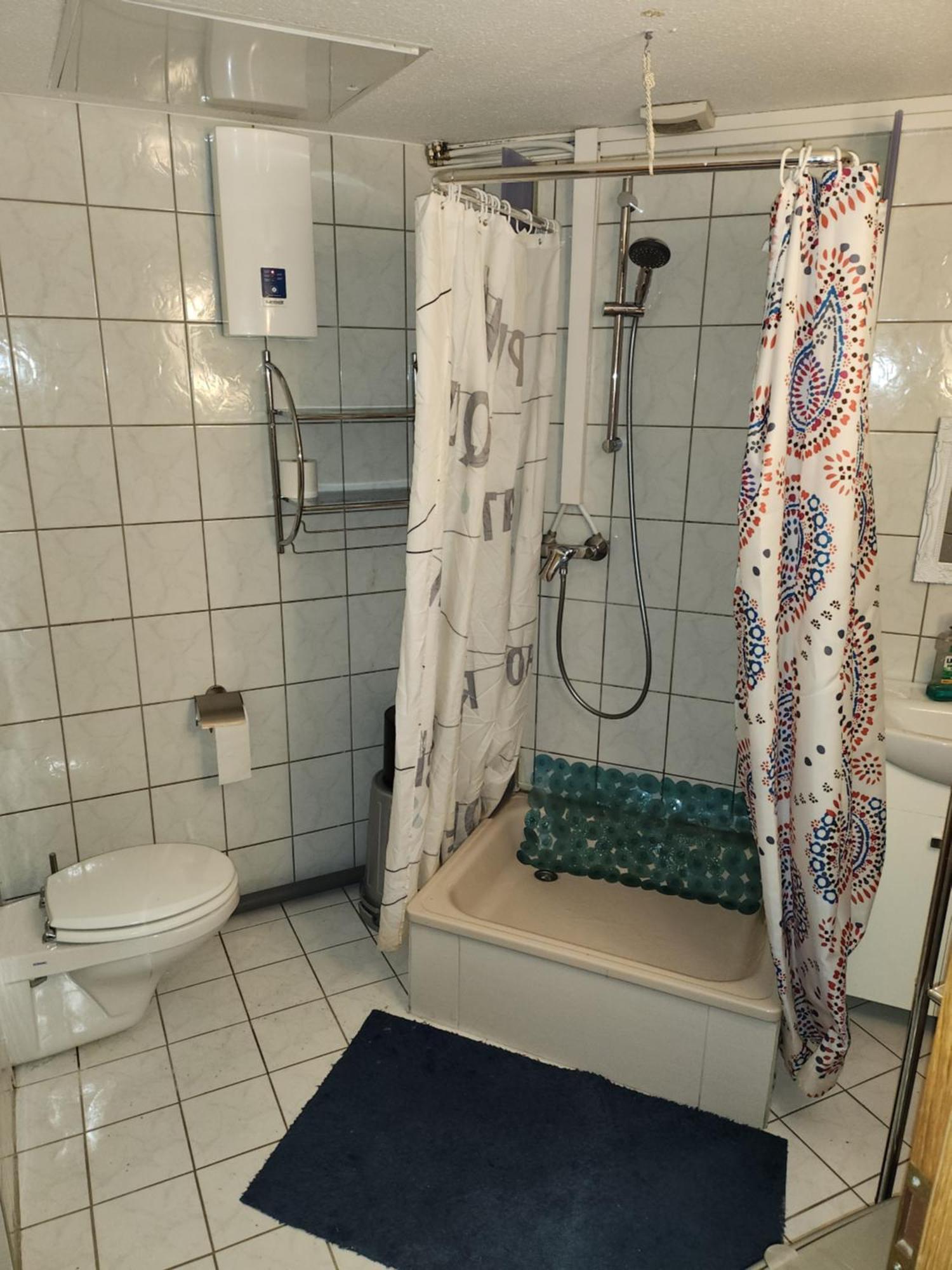 Halle, Top -Preise, 79 Qm Sd Fewo, Eg, Wahlweise Mit 1- 3 Dz, Tv Lounge, Kueche, Bad Wc Einfach Und Gut, Langzeitmieter Vb Preise Halle  Exteriér fotografie