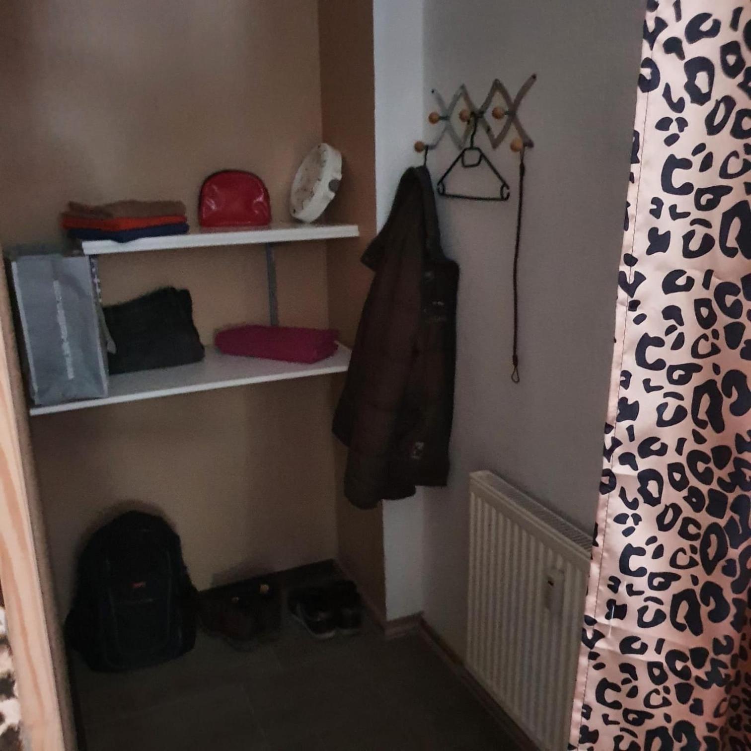 Halle, Top -Preise, 79 Qm Sd Fewo, Eg, Wahlweise Mit 1- 3 Dz, Tv Lounge, Kueche, Bad Wc Einfach Und Gut, Langzeitmieter Vb Preise Halle  Exteriér fotografie