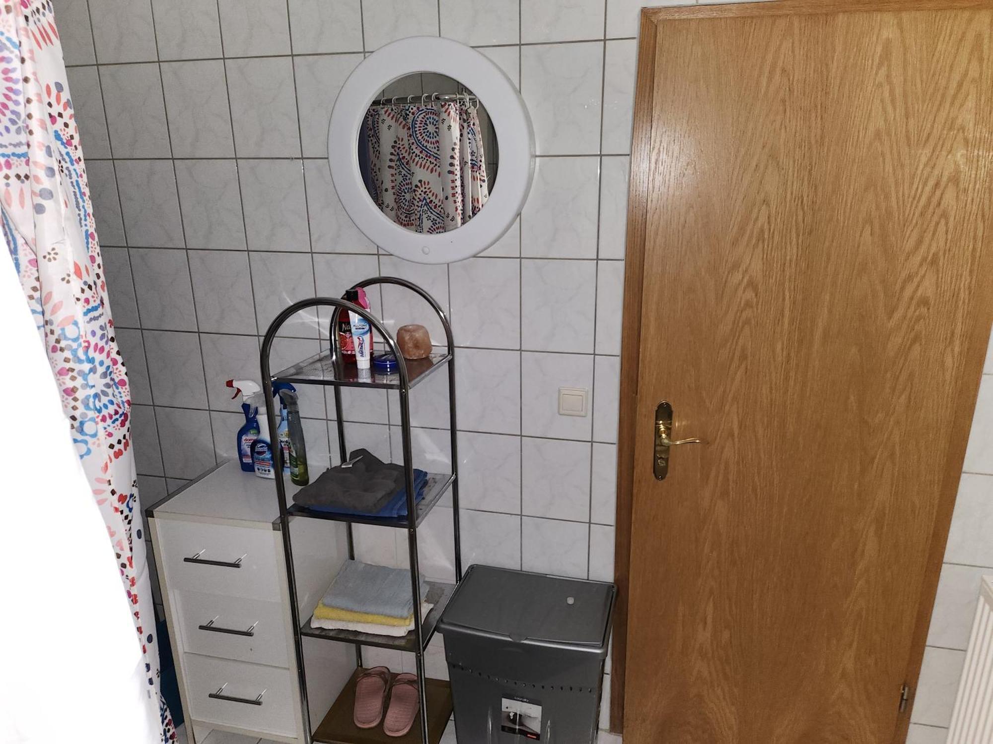 Halle, Top -Preise, 79 Qm Sd Fewo, Eg, Wahlweise Mit 1- 3 Dz, Tv Lounge, Kueche, Bad Wc Einfach Und Gut, Langzeitmieter Vb Preise Halle  Exteriér fotografie