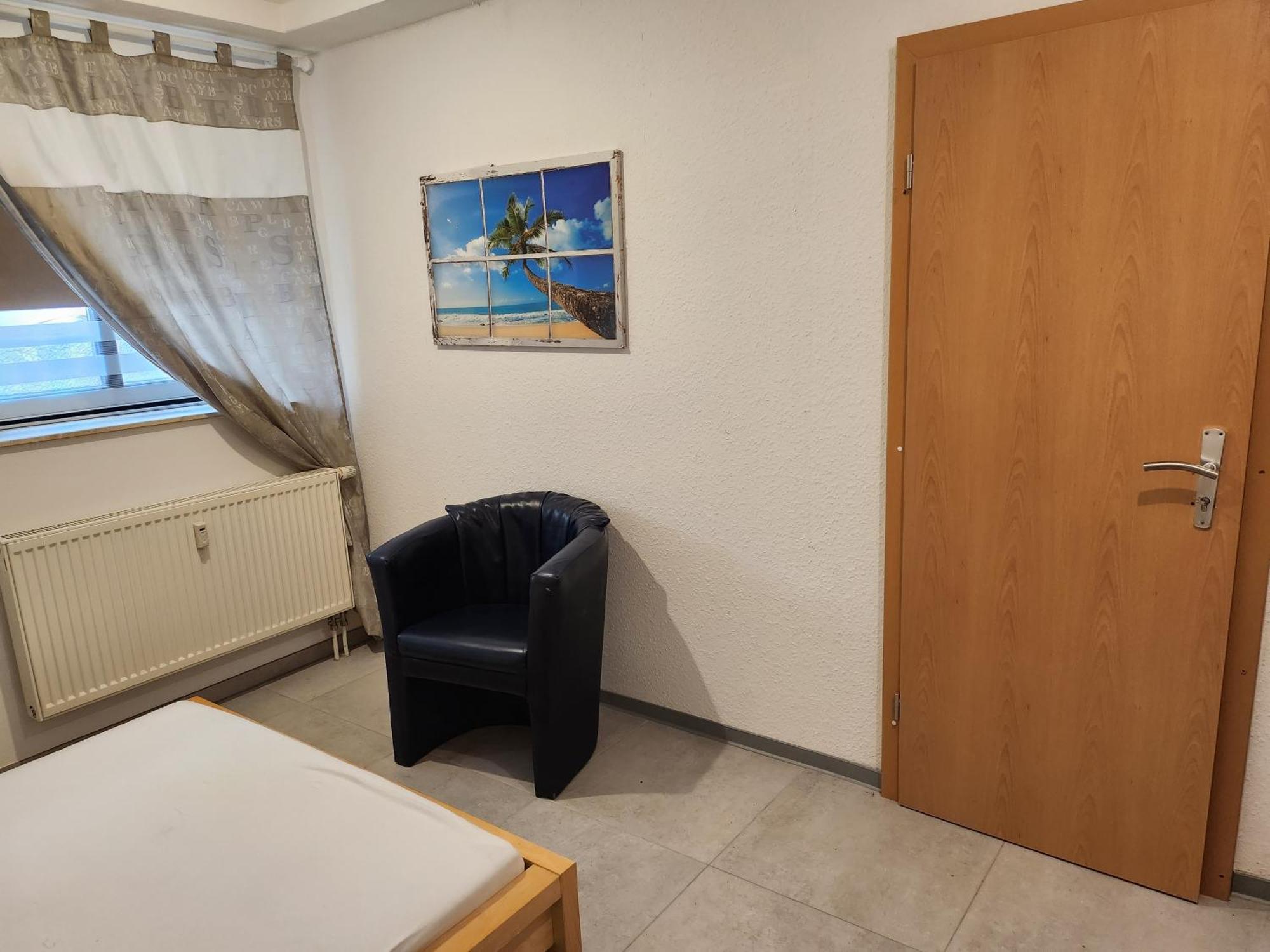 Halle, Top -Preise, 79 Qm Sd Fewo, Eg, Wahlweise Mit 1- 3 Dz, Tv Lounge, Kueche, Bad Wc Einfach Und Gut, Langzeitmieter Vb Preise Halle  Exteriér fotografie